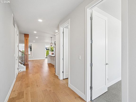 3rd image of 4093 SE Reed Dr