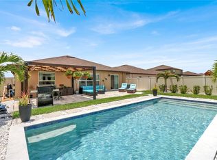 7114 Fern Garden Ct, Sun City Center, FL 33573