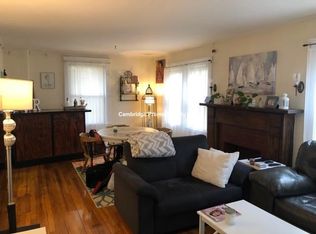 212 Sycamore St #II, Watertown, MA 02472