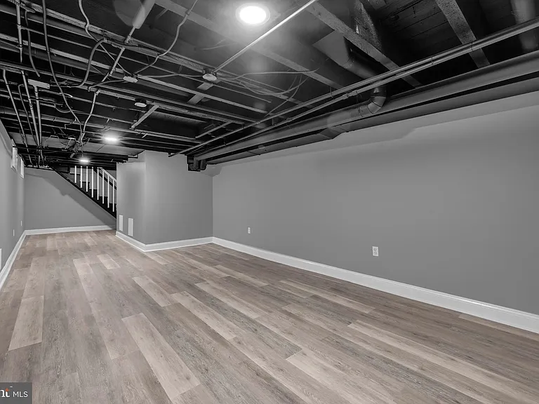 1725 Hollins St #1 — Photo 5