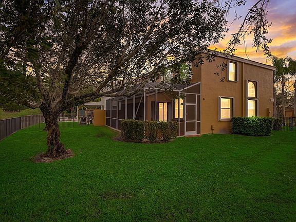2nd image of 6124 Oak Bluff Way