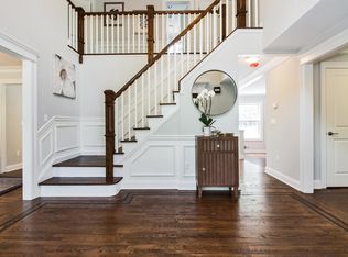 3 Apple Tree Ct, Livingston, NJ 07039