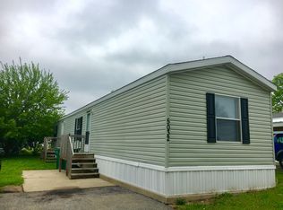 5032 Cobblestone Ln, Loves Park, IL 61111