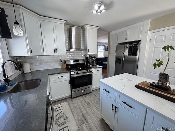 4th image of 57 Boorman Road