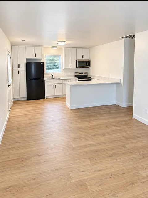 1620 Gallaher Ave — Photo 2