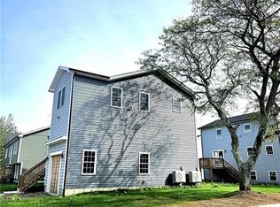 129 1st Ave, Cranston, RI 02910