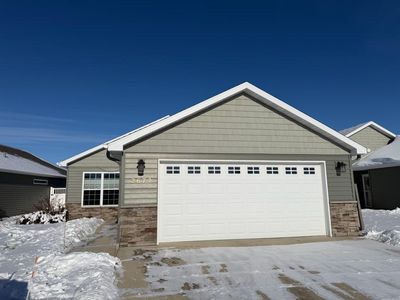 2672 Whispering Creek Cir S, Fargo, ND, 58104