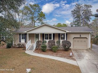 5322 Trent Woods Dr, Trent Woods, NC 28562