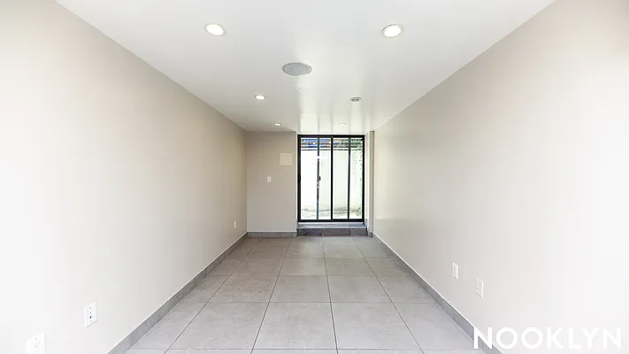 Rented by Nooklyn NYC LLC | media 13