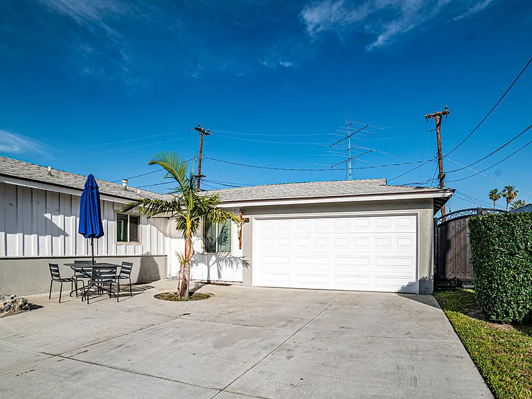 1408 N Buckingham St — Photo 30