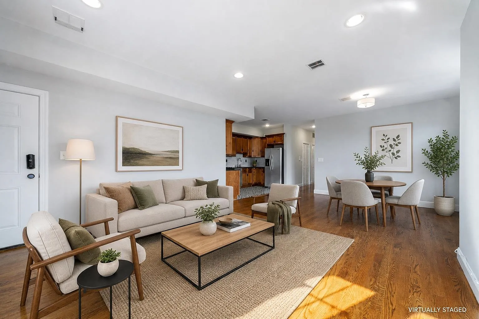 3 bed, 2.0 bath, 1500 sqft, $6,500 — Photo 3