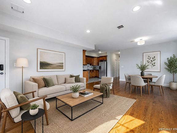 3rd image of 133 Brunswick St #2