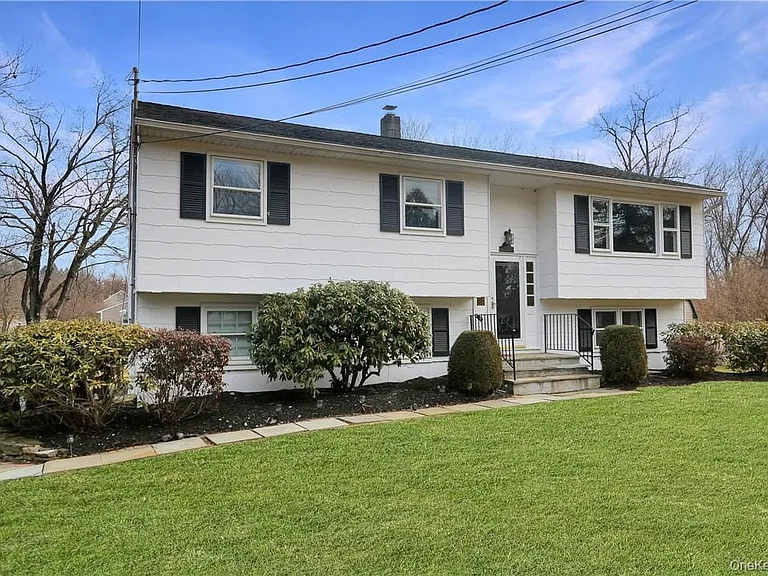158 Dykeman Rd — Photo 2