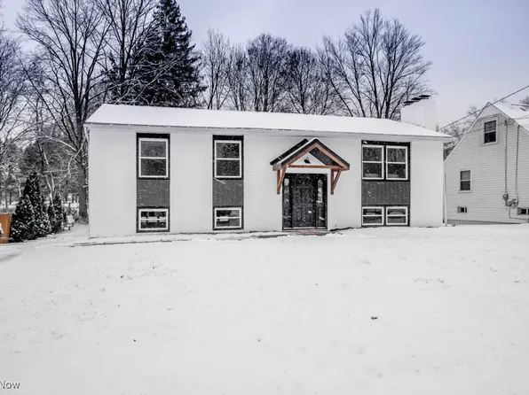 1031 Lynbrook St SE, North Canton, OH 44720