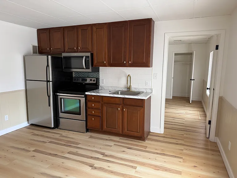 28 S Main St #1 — Photo 1