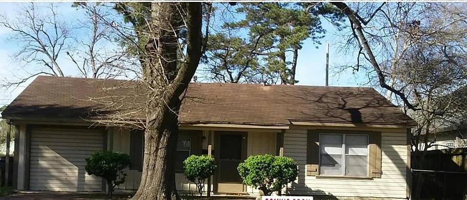 1st image of 1722 Woodcrest Dr