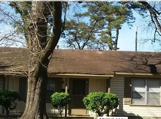 1722 Woodcrest Dr, Houston, TX 77018