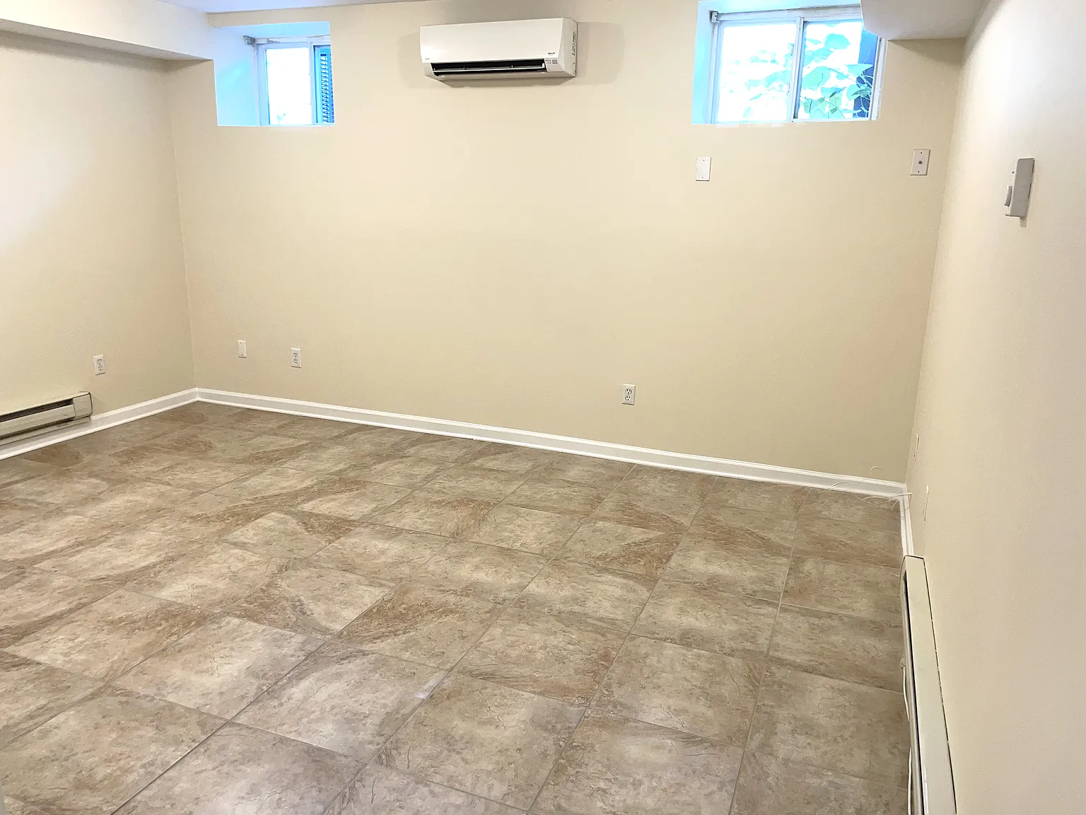 Studio, 600 sqft, $1,350 — Photo 4