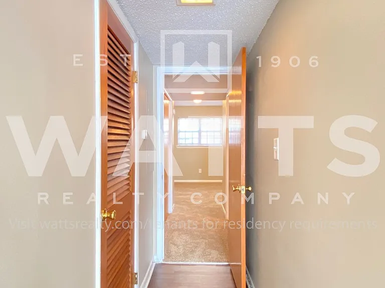 Club View Apartments — Photo 8