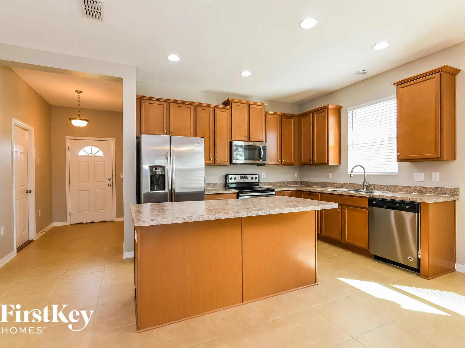 3 bed, 2.0 bath, 1694 sqft, $2,150 — Photo 4