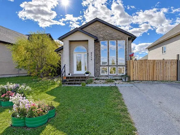 9319 N 99th Ave, Wembley, AB T0H 3S0
