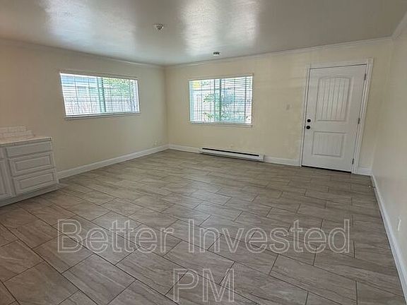 4th image of 92 Hendley St