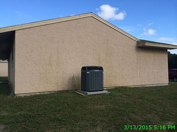 3rd image of 307 Carvalho St SE