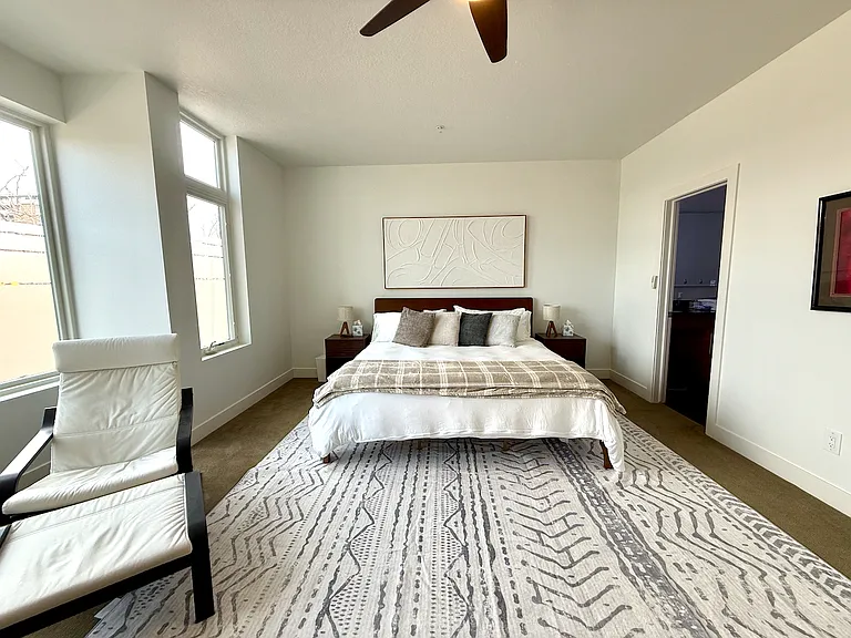 676 E Markea Ave — Photo 13