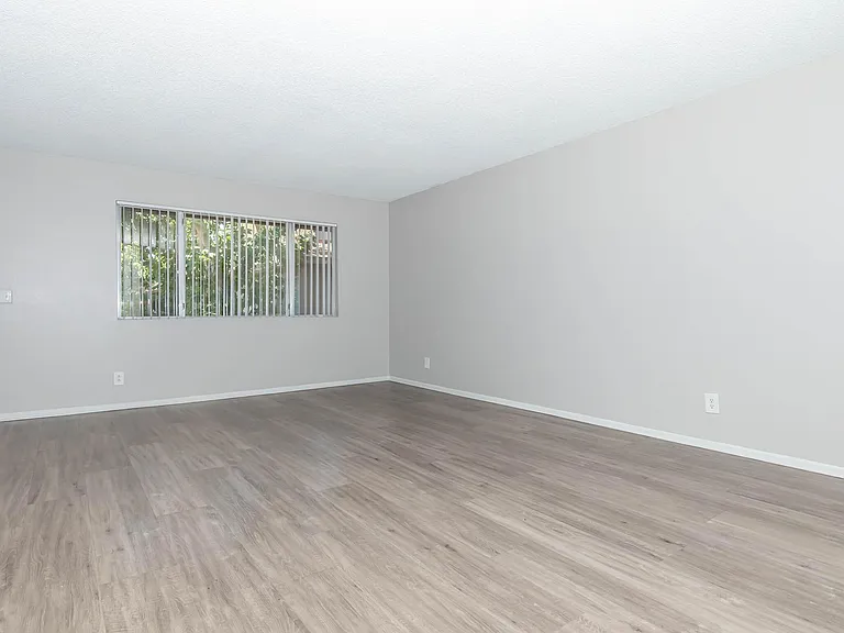 Sienna Heights — Photo 43