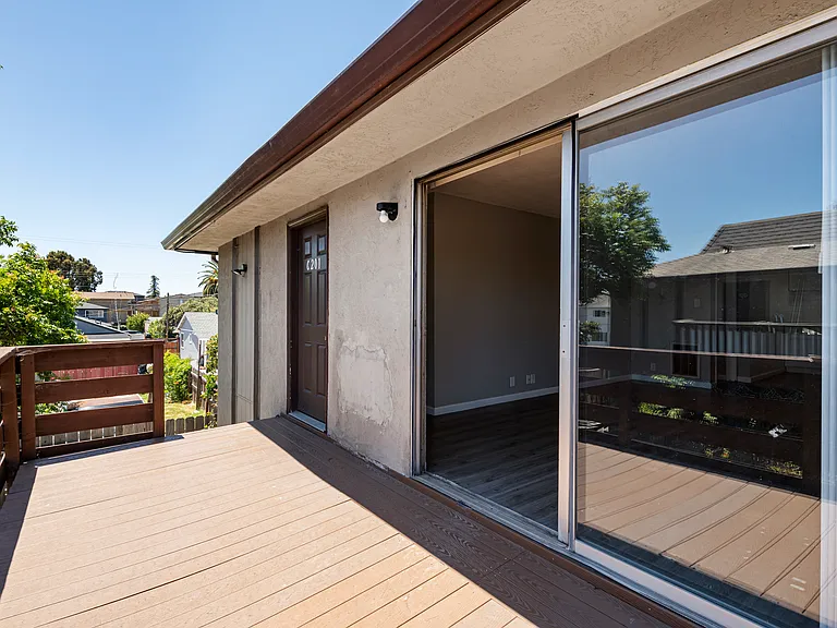 340 Industrial Parkway — Photo 35