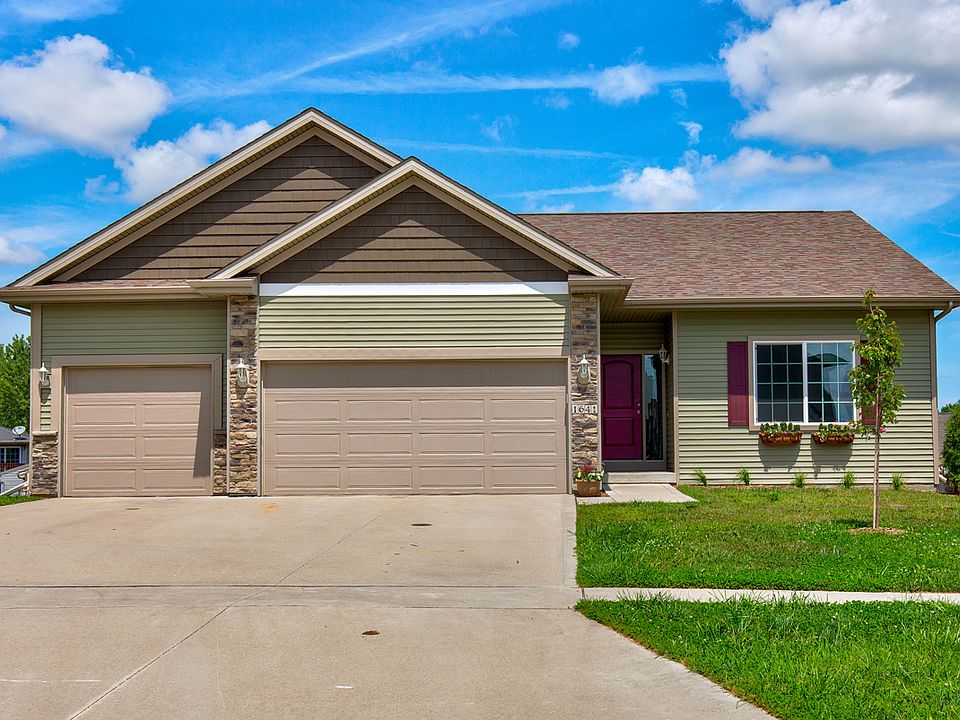 Ranch home on cul de sac.