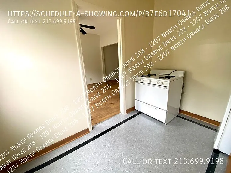 1207 N Orange Dr #208 — Photo 12