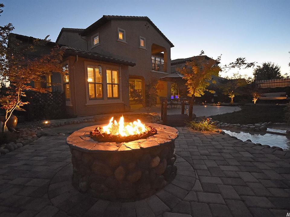 1st image of 3539 Leonardo Way