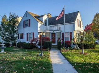 1111 Hillsdale Ave, Lorain, OH