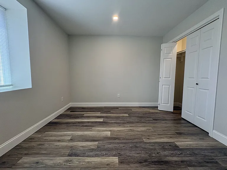 37 Cottage St #E — Photo 11