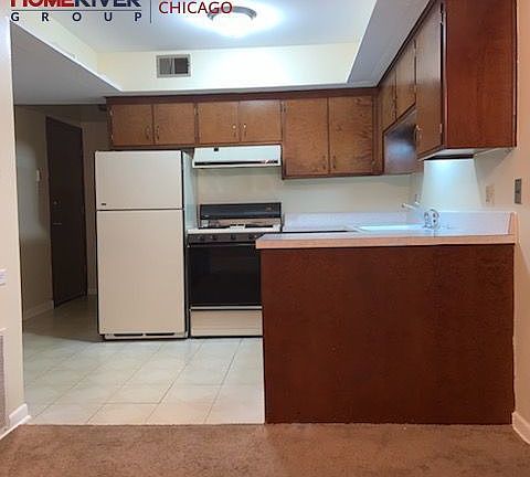 5th image of 516 N Roberts Dr APT 1C