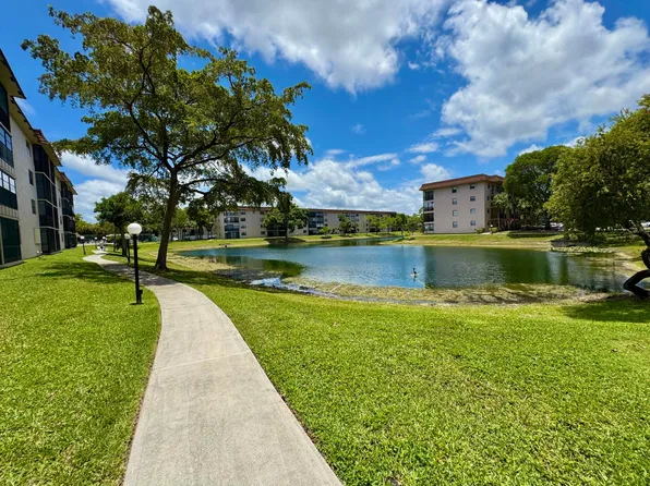 4930 E Sabal Palm Boulevard #107, Tamarac, FL 33319