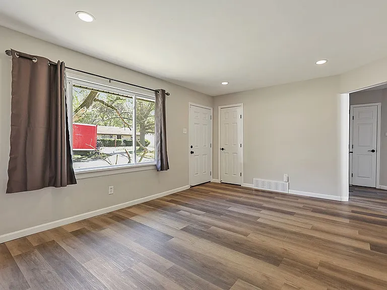 9773 Vickie Pl — Photo 11