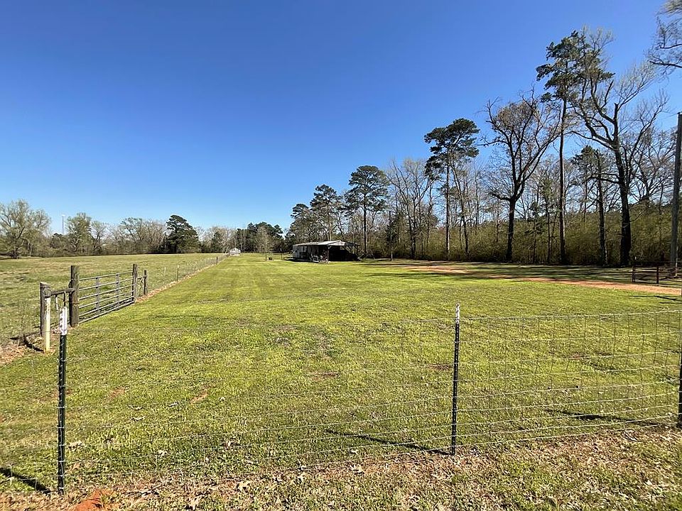 1st image of 851 County Road 836