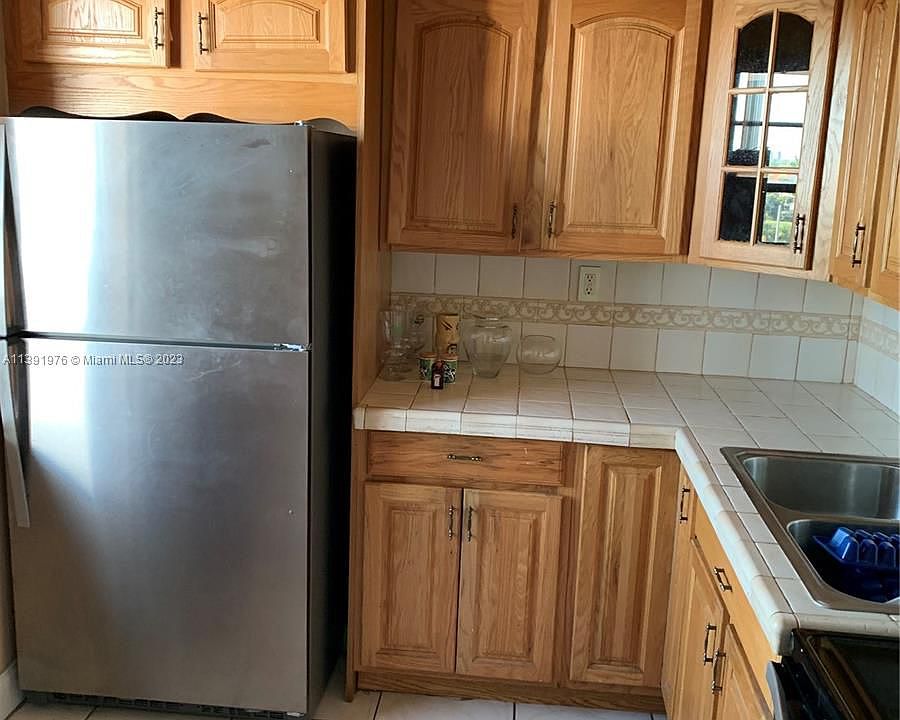 1st image of 9440 Fontainebleau Blvd APT 513
