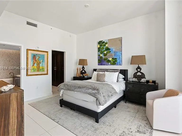 2678 Tigertail Ave #Penthouse CU-4 — Photo 16