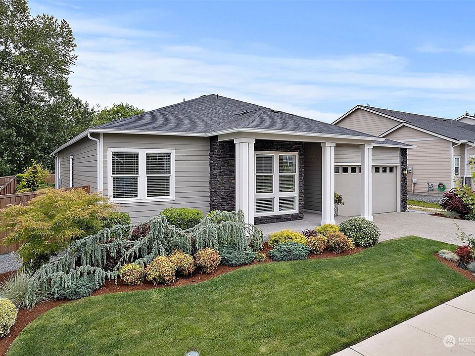 1st image of 2427 12th Street Pl SW