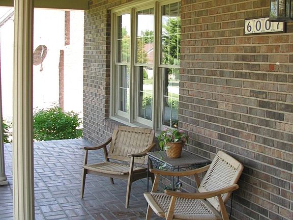 3rd image of 6007 Canonero Way