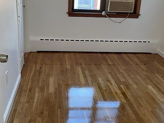 3rd image of 3416 Tiemann Ave Floor 2