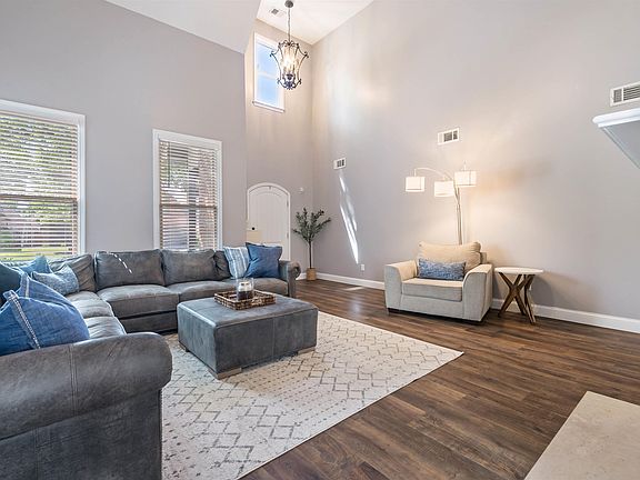 5th image of 2295 Abbeyglen Cir