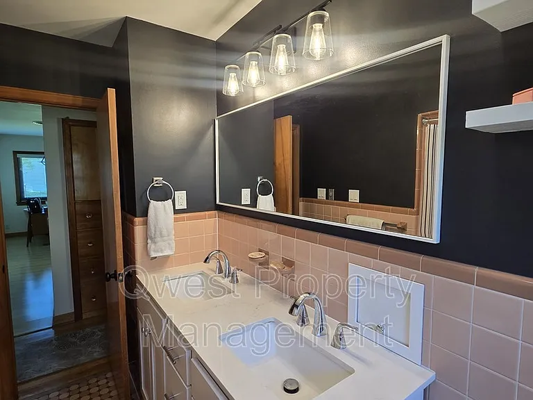 4663 Marigold St SE — Photo 4
