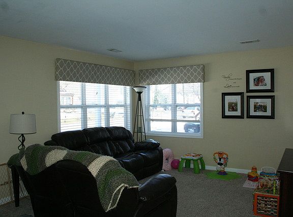 2nd image of 317 Richard Ct
