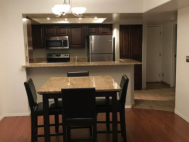 4020 N Weimer Pl — Photo 7