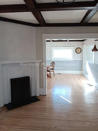 82 Marmora St Photo 1