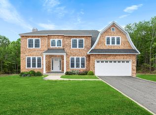 11 Rady Ln, East Quogue, NY 11942